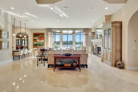 9230 Este Lago Drive Boca Raton FL 33496