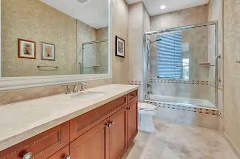 9230 Este Lago Drive Boca Raton FL 33496