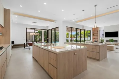 400 Ne 4th Street Boca Raton FL 33432