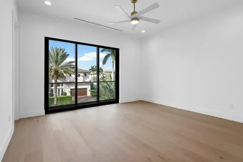 400 Ne 4th Street Boca Raton FL 33432
