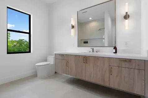 400 Ne 4th Street Boca Raton FL 33432