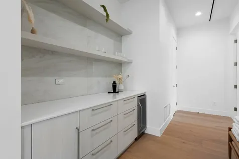 400 Ne 4th Street Boca Raton FL 33432