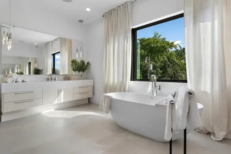 400 Ne 4th Street Boca Raton FL 33432