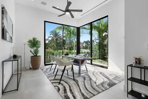 400 Ne 4th Street Boca Raton FL 33432
