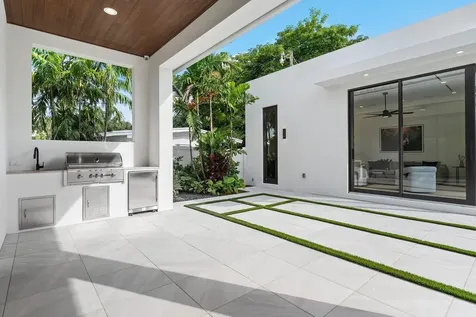400 Ne 4th Street Boca Raton FL 33432