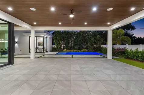 400 Ne 4th Street Boca Raton FL 33432