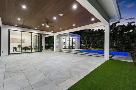 400 Ne 4th Street Boca Raton FL 33432