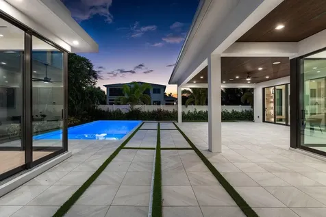 400 Ne 4th Street Boca Raton FL 33432