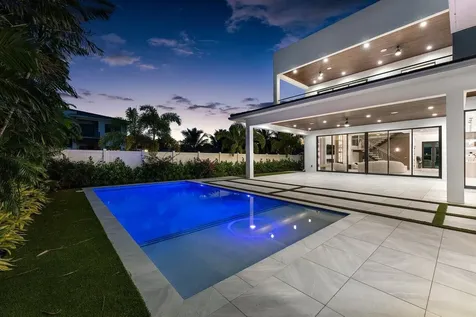400 Ne 4th Street Boca Raton FL 33432