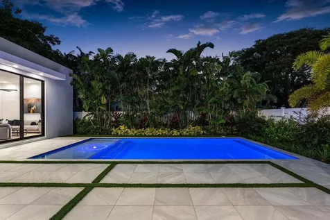 400 Ne 4th Street Boca Raton FL 33432