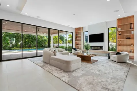 400 Ne 4th Street Boca Raton FL 33432