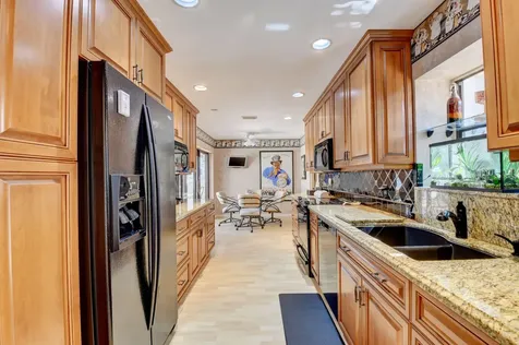 9 Windsor Lane Boynton Beach FL 33436