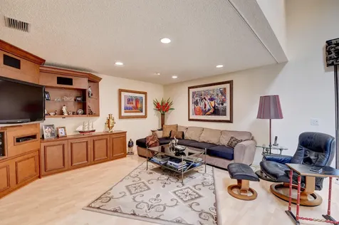 9 Windsor Lane Boynton Beach FL 33436