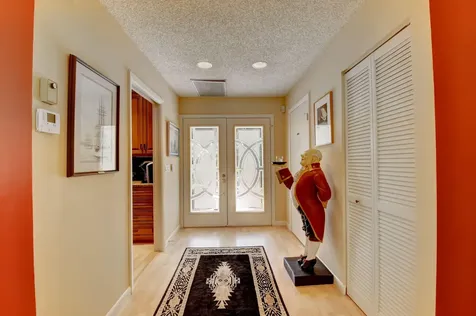 9 Windsor Lane Boynton Beach FL 33436