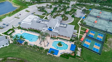 8520 Logia Circle Boynton Beach FL 33472