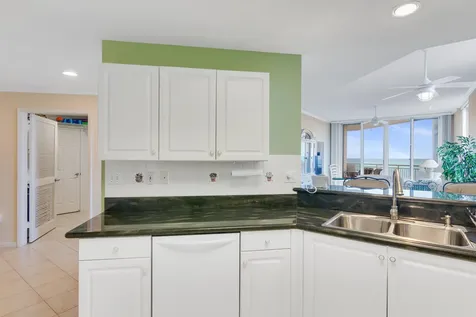 3880 N Highway A1a Hutchinson Island FL 34949