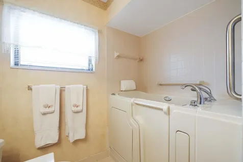 6425 Casabella Lane Boca Raton FL 33433