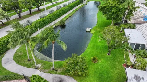 6425 Casabella Lane Boca Raton FL 33433