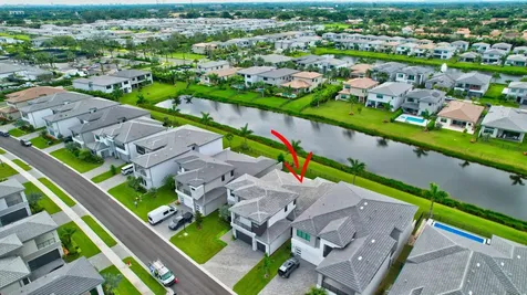 8560 Shoreacres Street Boca Raton FL 33434