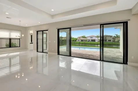 8560 Shoreacres Street Boca Raton FL 33434