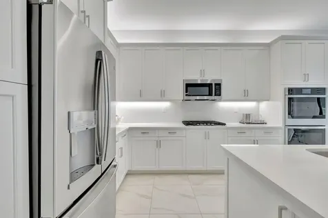 9291 Mountain Pine Grove Boynton Beach FL 33473