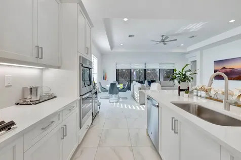 9291 Mountain Pine Grove Boynton Beach FL 33473