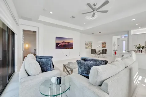 9291 Mountain Pine Grove Boynton Beach FL 33473