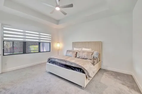 9291 Mountain Pine Grove Boynton Beach FL 33473