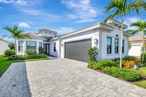 9291 Mountain Pine Grove Boynton Beach FL 33473