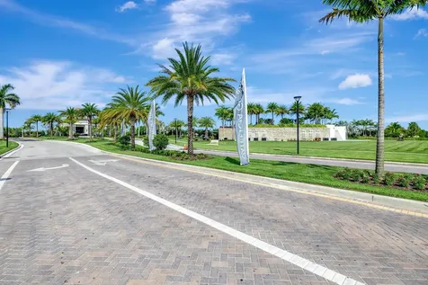 9291 Mountain Pine Grove Boynton Beach FL 33473