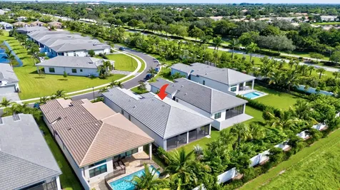 9291 Mountain Pine Grove Boynton Beach FL 33473