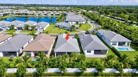 9291 Mountain Pine Grove Boynton Beach FL 33473