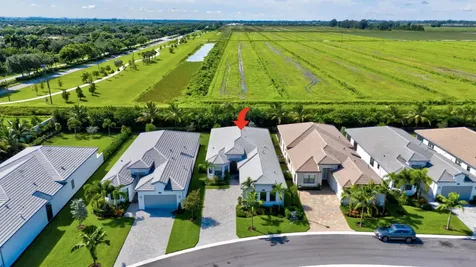 9291 Mountain Pine Grove Boynton Beach FL 33473