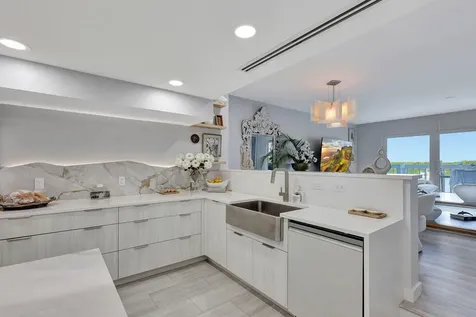2404 Harbour Cove Drive Hutchinson Island FL 34949