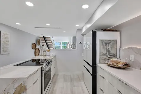 2404 Harbour Cove Drive Hutchinson Island FL 34949