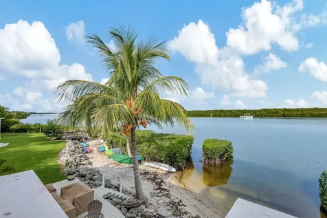 2404 Harbour Cove Drive Hutchinson Island FL 34949