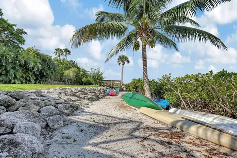 2404 Harbour Cove Drive Hutchinson Island FL 34949