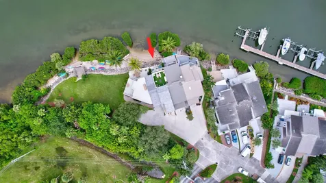 2404 Harbour Cove Drive Hutchinson Island FL 34949