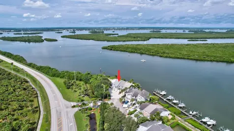2404 Harbour Cove Drive Hutchinson Island FL 34949