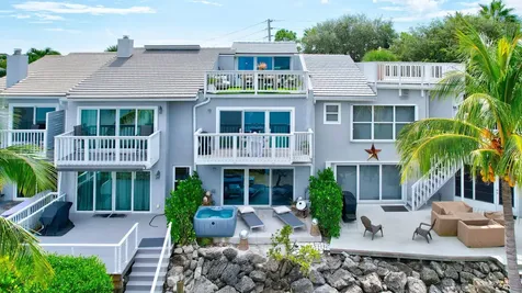 2404 Harbour Cove Drive Hutchinson Island FL 34949