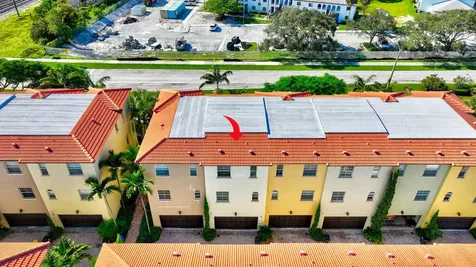 32 Via Floresta Drive Boca Raton FL 33487
