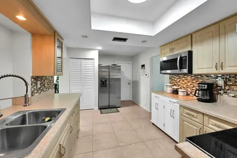 6406 Nw 57th Court Tamarac FL 33321