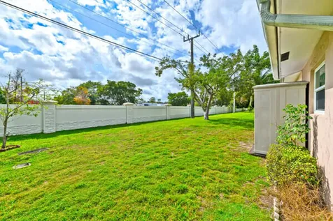6406 Nw 57th Court Tamarac FL 33321
