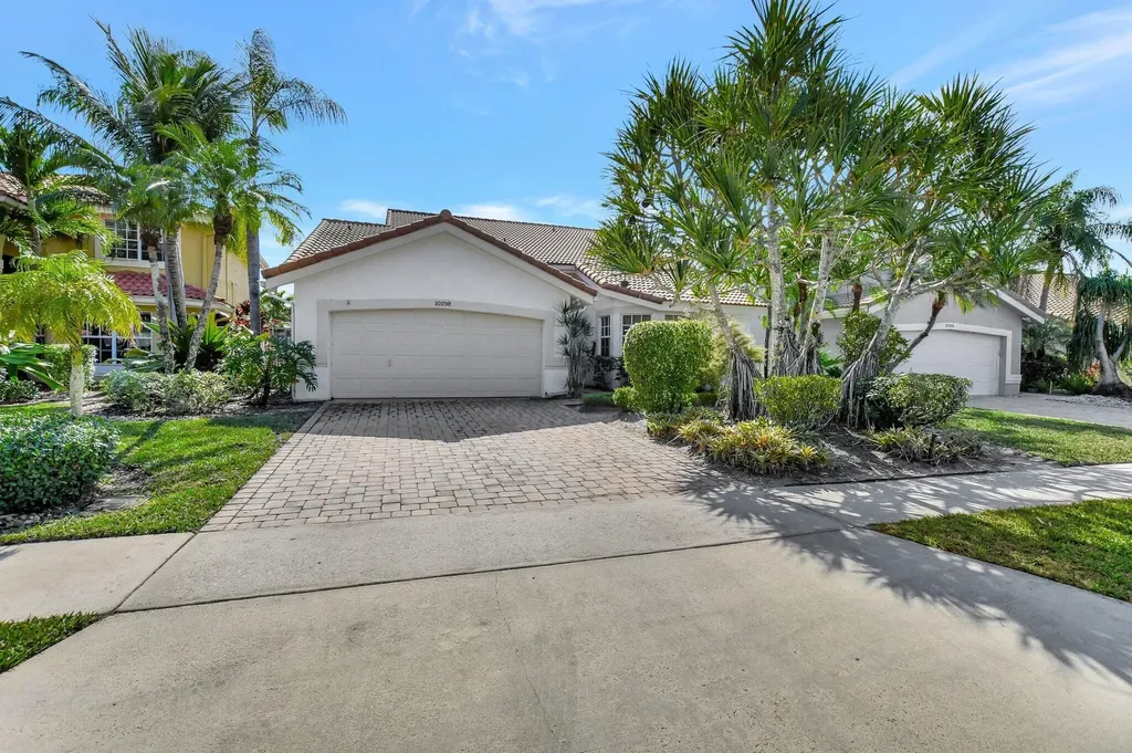 10298 Buena Ventura Drive Boca Raton FL 33498