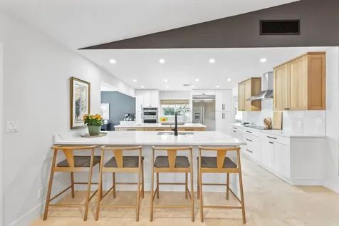 2081 Nw 25th Street Boca Raton FL 33431