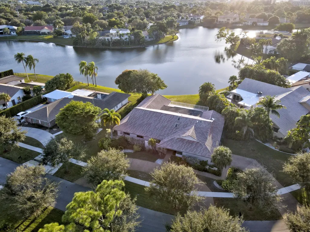 7441 Estrella Circle Boca Raton FL 33433