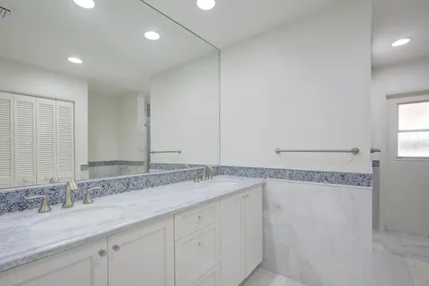 7441 Estrella Circle Boca Raton FL 33433