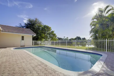 7441 Estrella Circle Boca Raton FL 33433