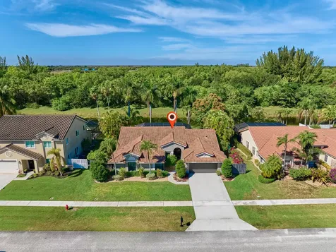 11818 Island Lakes Lane Boca Raton FL 33498