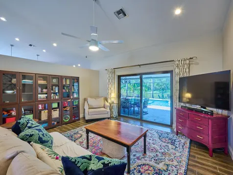 11818 Island Lakes Lane Boca Raton FL 33498